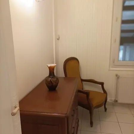 Newly Refurbished Modern 2-Bed Apartment In Heart Of Torremolinos Exterior photo